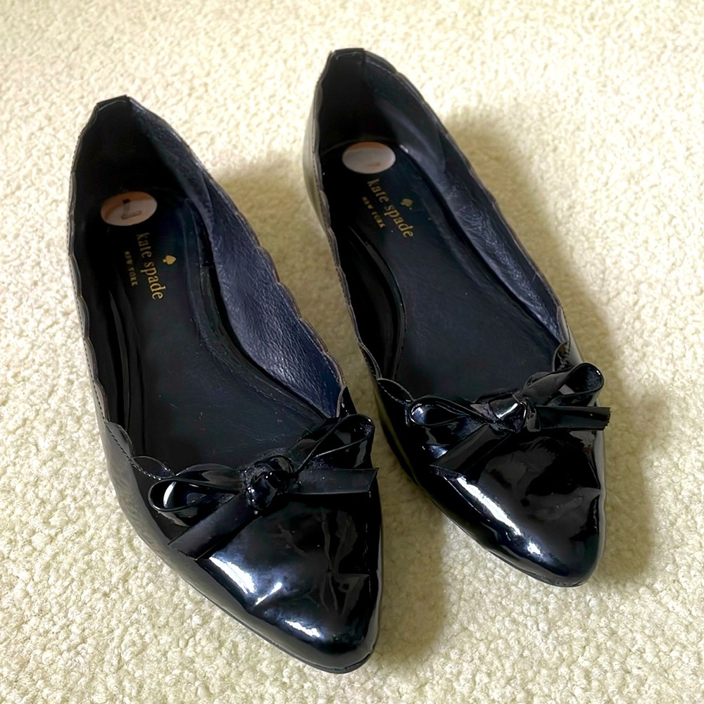 Kate Spade Eleni Flex black patent leather pointy toe ballet flat size 7